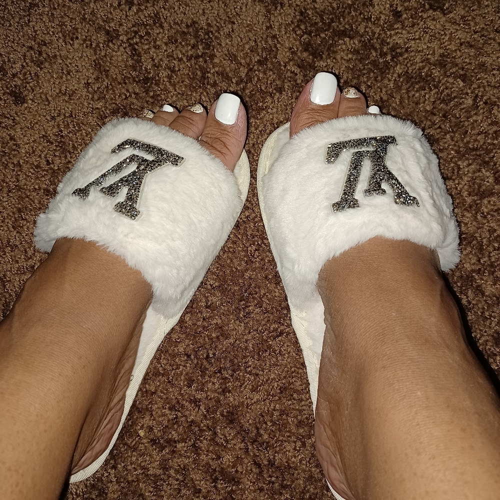 Plush slippers